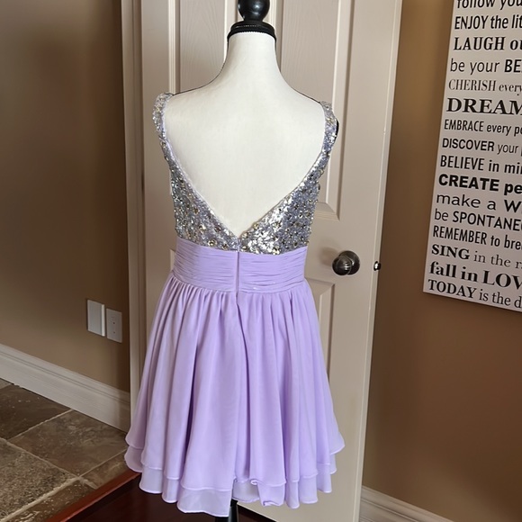 Mauve dress with sequin top - Picture 2 of 2
